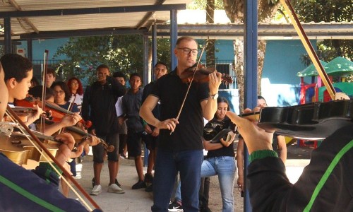 Resende vence prêmio nacional de educação ambiental e recebe R$100 mil de gratificação para escola ganhadora